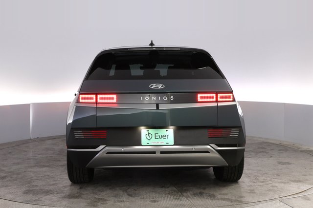 2024 Hyundai IONIQ 5 — photo 12 of 21