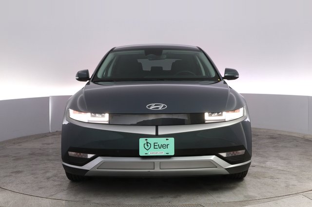 2024 Hyundai IONIQ 5 — photo 9 of 21