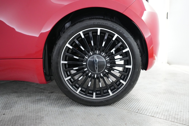 2024 Fiat 500e