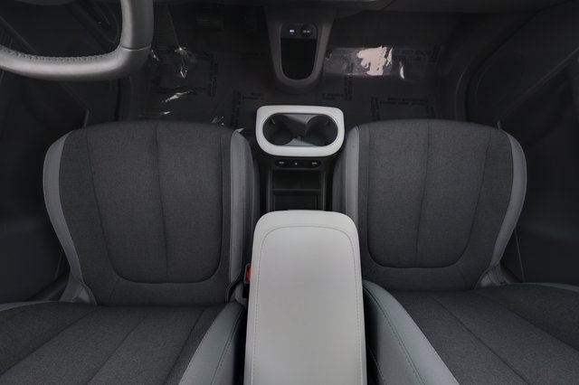 2024 Hyundai IONIQ 5 — photo 22 of 24
