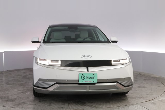 2024 Hyundai IONIQ 5 — photo 9 of 24