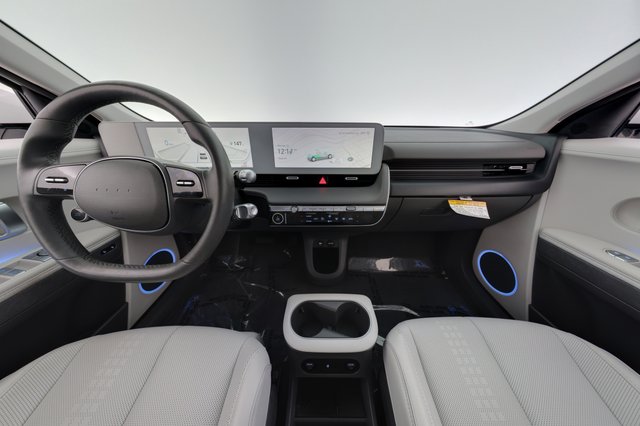 2024 Hyundai IONIQ 5 — photo 21 of 24