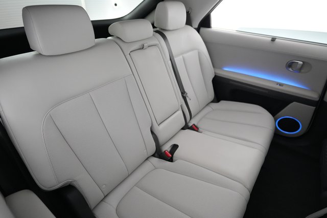 2024 Hyundai IONIQ 5 — photo 4 of 24