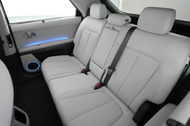 2024 Hyundai IONIQ 5 — photo 19 of 24