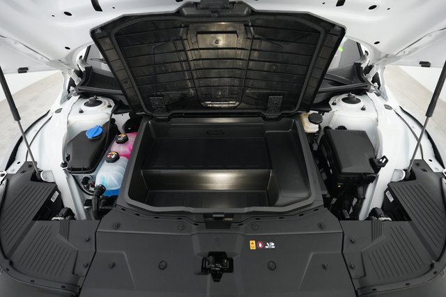 2024 Hyundai IONIQ 5 — photo 23 of 24
