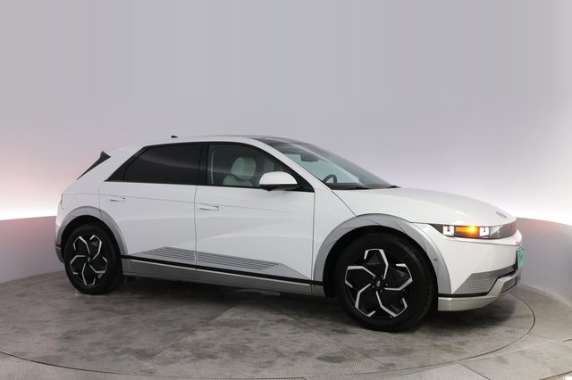 2024 Hyundai IONIQ 5 — photo 11 of 24