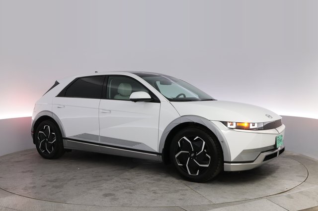 2024 Hyundai IONIQ 5 — photo 11 of 24
