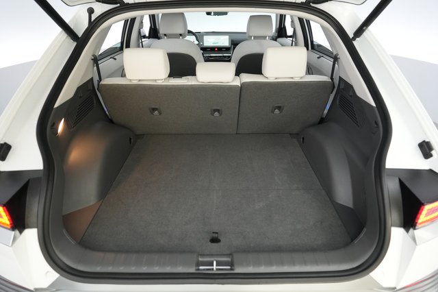 2024 Hyundai IONIQ 5 — photo 6 of 24