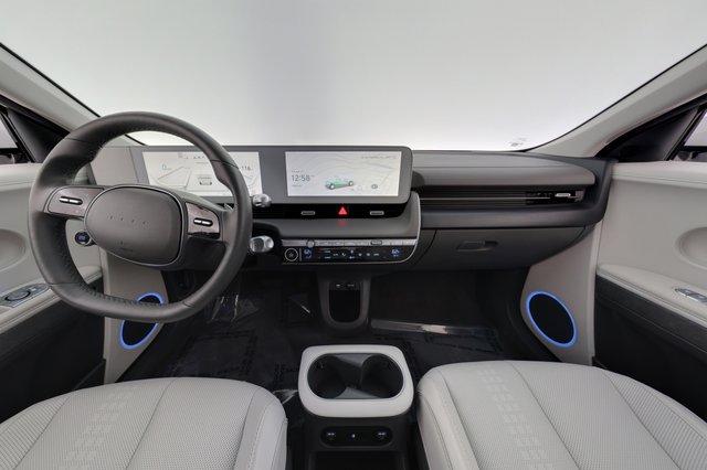 2024 Hyundai IONIQ 5 — photo 21 of 24