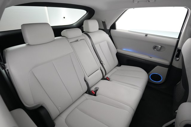 2024 Hyundai IONIQ 5 — photo 4 of 24