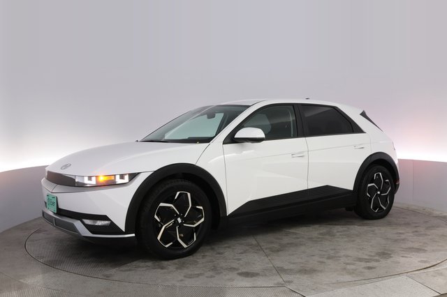 2024 Hyundai IONIQ 5 — photo 14 of 21