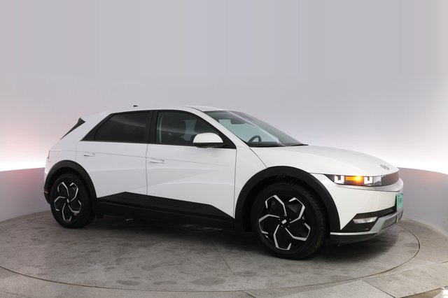 2024 Hyundai IONIQ 5 — photo 11 of 21