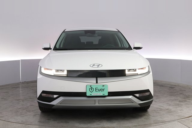 2024 Hyundai IONIQ 5 — photo 9 of 21