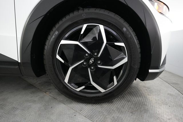 2024 Hyundai IONIQ 5 — photo 16 of 21