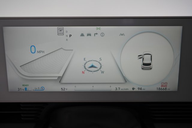 2024 Hyundai IONIQ 5 — photo 5 of 21