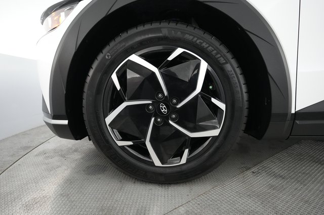 2024 Hyundai IONIQ 5 — photo 15 of 21
