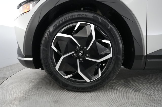 2024 Hyundai IONIQ 5 — photo 15 of 21