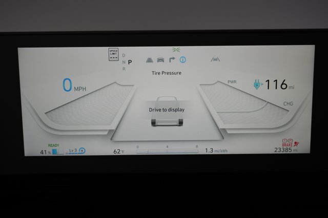 2024 Hyundai IONIQ 5 — photo 5 of 21