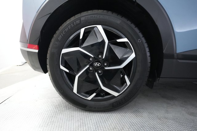 2024 Hyundai IONIQ 5 — photo 17 of 23