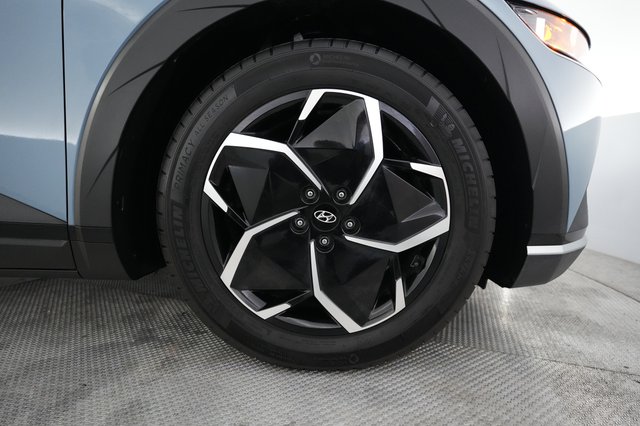 2024 Hyundai IONIQ 5 — photo 16 of 23