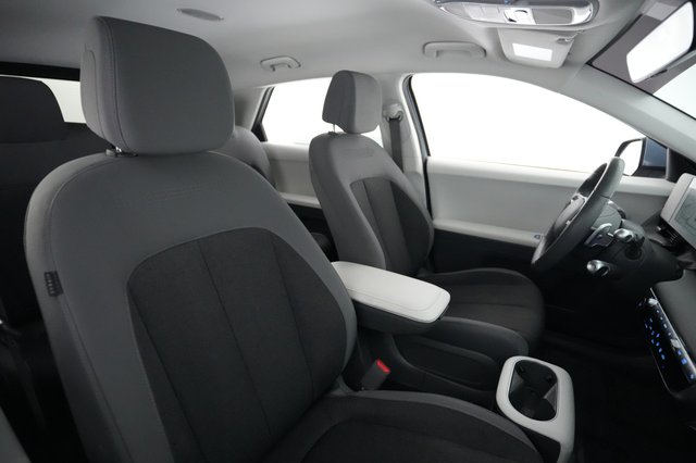 2024 Hyundai IONIQ 5 — photo 18 of 24