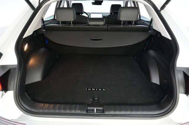 2024 Hyundai IONIQ 5 — photo 6 of 21