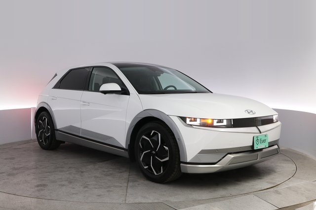 2024 Hyundai IONIQ 5 — photo 10 of 21