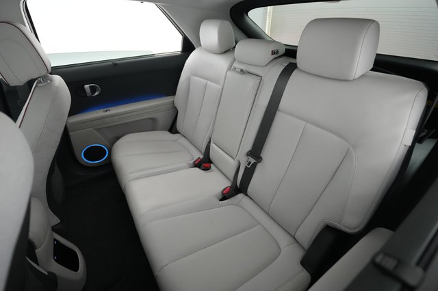 2024 Hyundai IONIQ 5 — photo 19 of 24