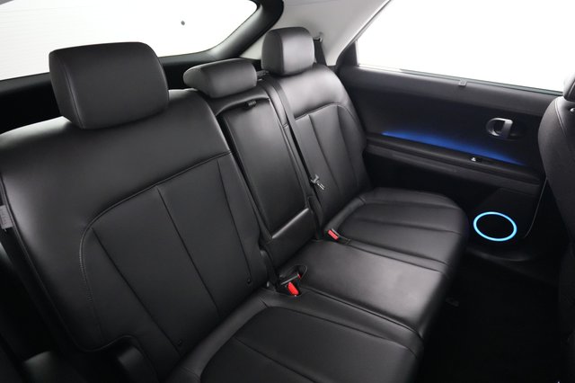 2024 Hyundai IONIQ 5 — photo 4 of 24