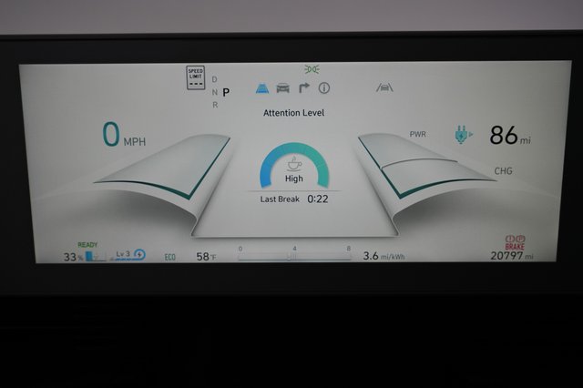 2024 Hyundai IONIQ 5 — photo 5 of 24