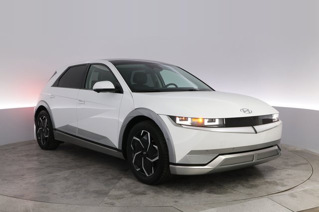 2024 Hyundai IONIQ 5 — photo 10 of 24