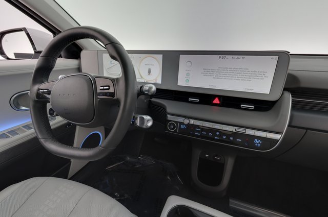 2024 Hyundai IONIQ 5 — photo 20 of 24