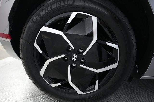 2024 Hyundai IONIQ 5 — photo 15 of 25