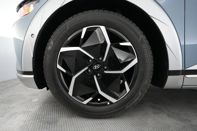 2024 Hyundai IONIQ 5 — photo 15 of 21