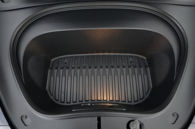 2024 Tesla Model 3 — photo 20 of 21