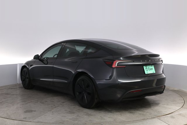 2024 Tesla Model 3 — photo 13 of 21