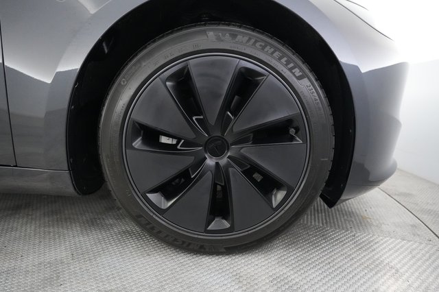 2024 Tesla Model 3 — photo 16 of 21