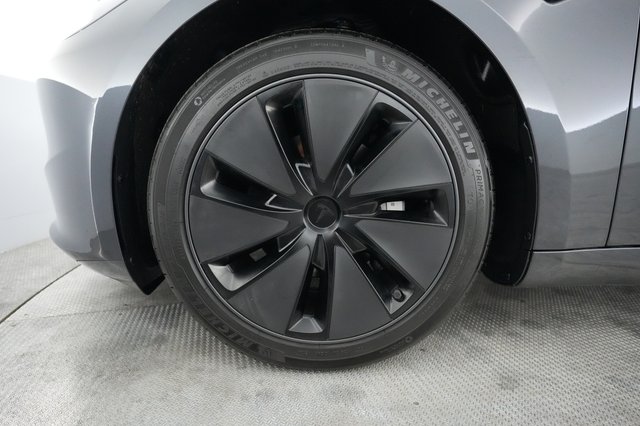 2024 Tesla Model 3 — photo 15 of 21