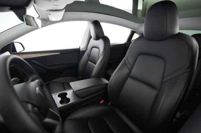 2024 Tesla Model Y — photo 3 of 20