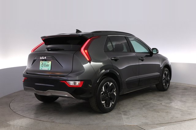 2025 Kia Niro EV — photo 2 of 20