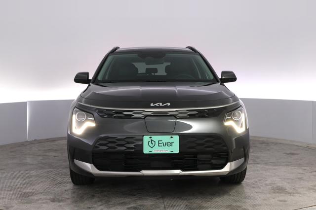 2025 Kia Niro EV — photo 8 of 20