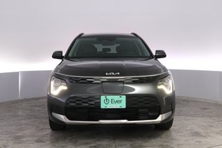 2025 Kia Niro EV — photo 8 of 20