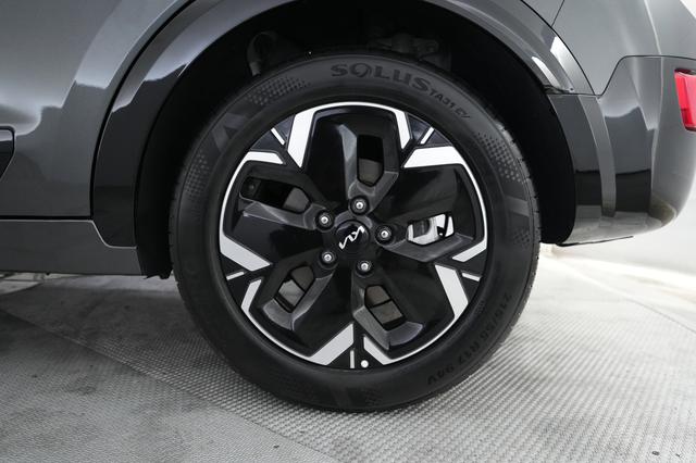 2025 Kia Niro EV — photo 7 of 20