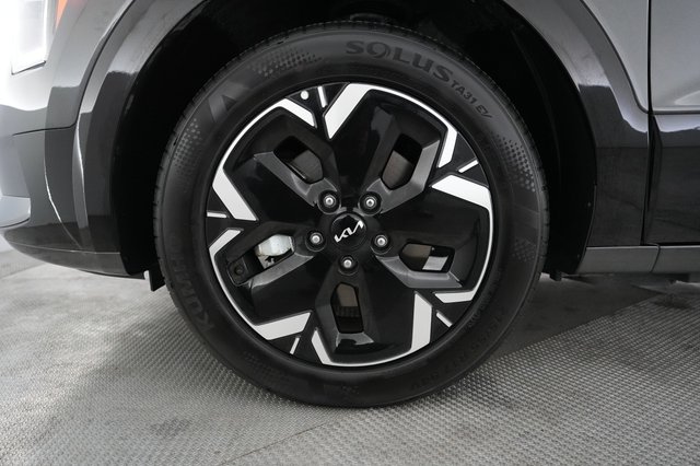 2025 Kia Niro EV — photo 14 of 20