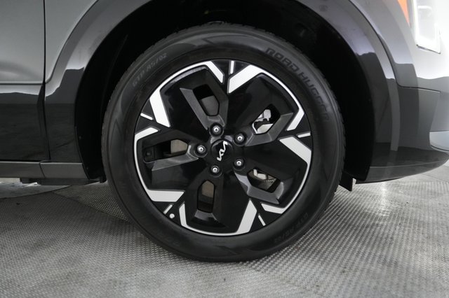 2025 Kia Niro EV — photo 15 of 20