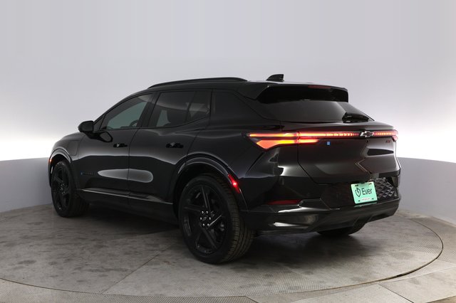 2025 Chevrolet Equinox EV — photo 13 of 20