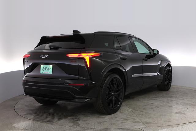2025 Chevrolet Blazer EV — photo 2 of 20