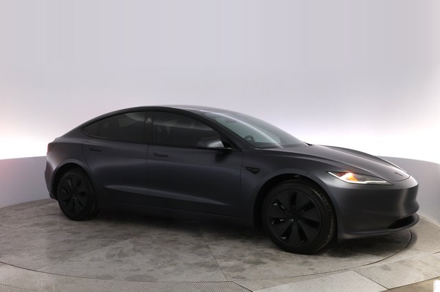 2025 Tesla Model 3 — photo 11 of 25