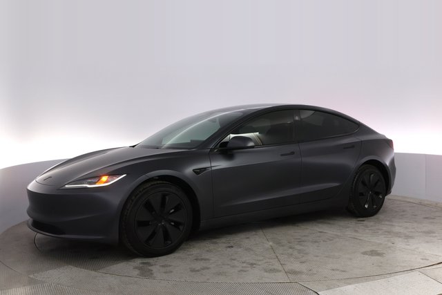 2025 Tesla Model 3 — photo 14 of 25