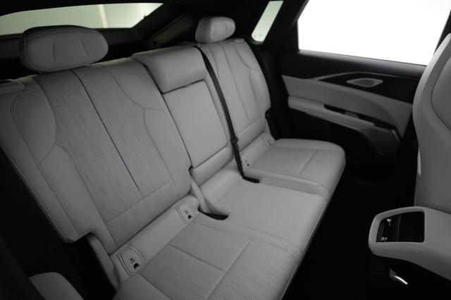 2023 Cadillac LYRIQ